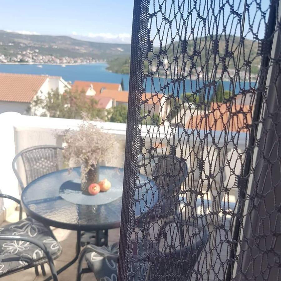 Apartmani Adriatic Rogoznica  Exteriör bild