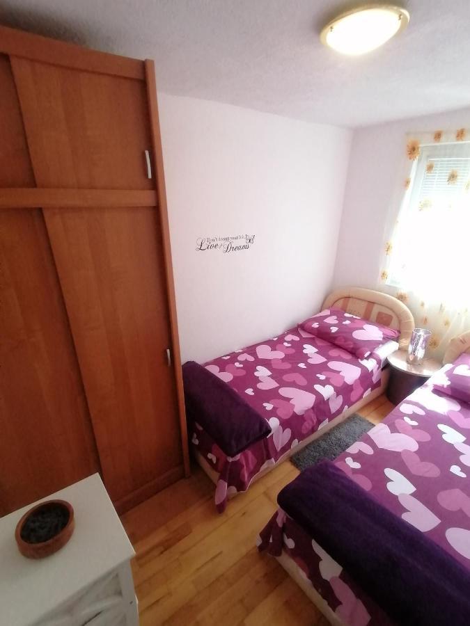 Apartmani Adriatic Rogoznica  Exteriör bild