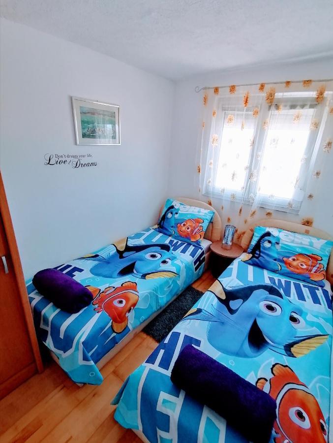 Apartmani Adriatic Rogoznica  Exteriör bild