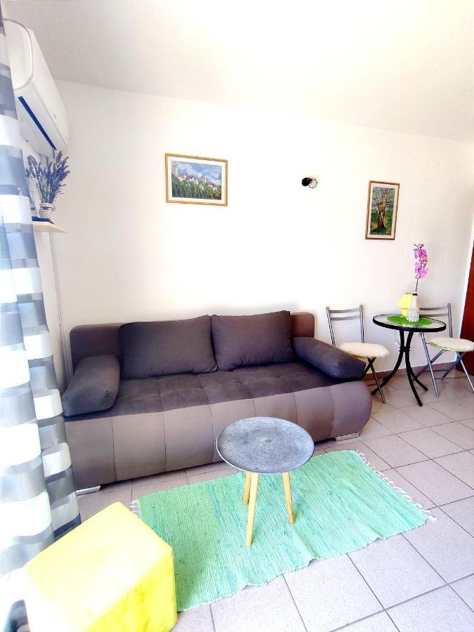 Apartmani Adriatic Rogoznica  Exteriör bild