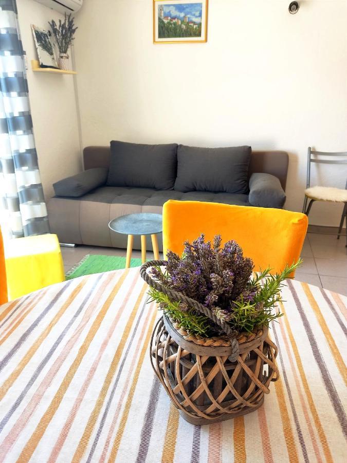 Apartmani Adriatic Rogoznica  Exteriör bild