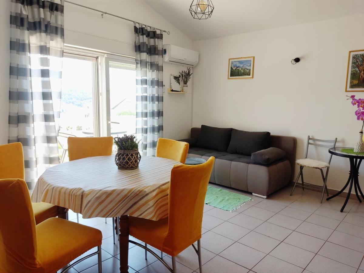 Apartmani Adriatic Rogoznica  Exteriör bild