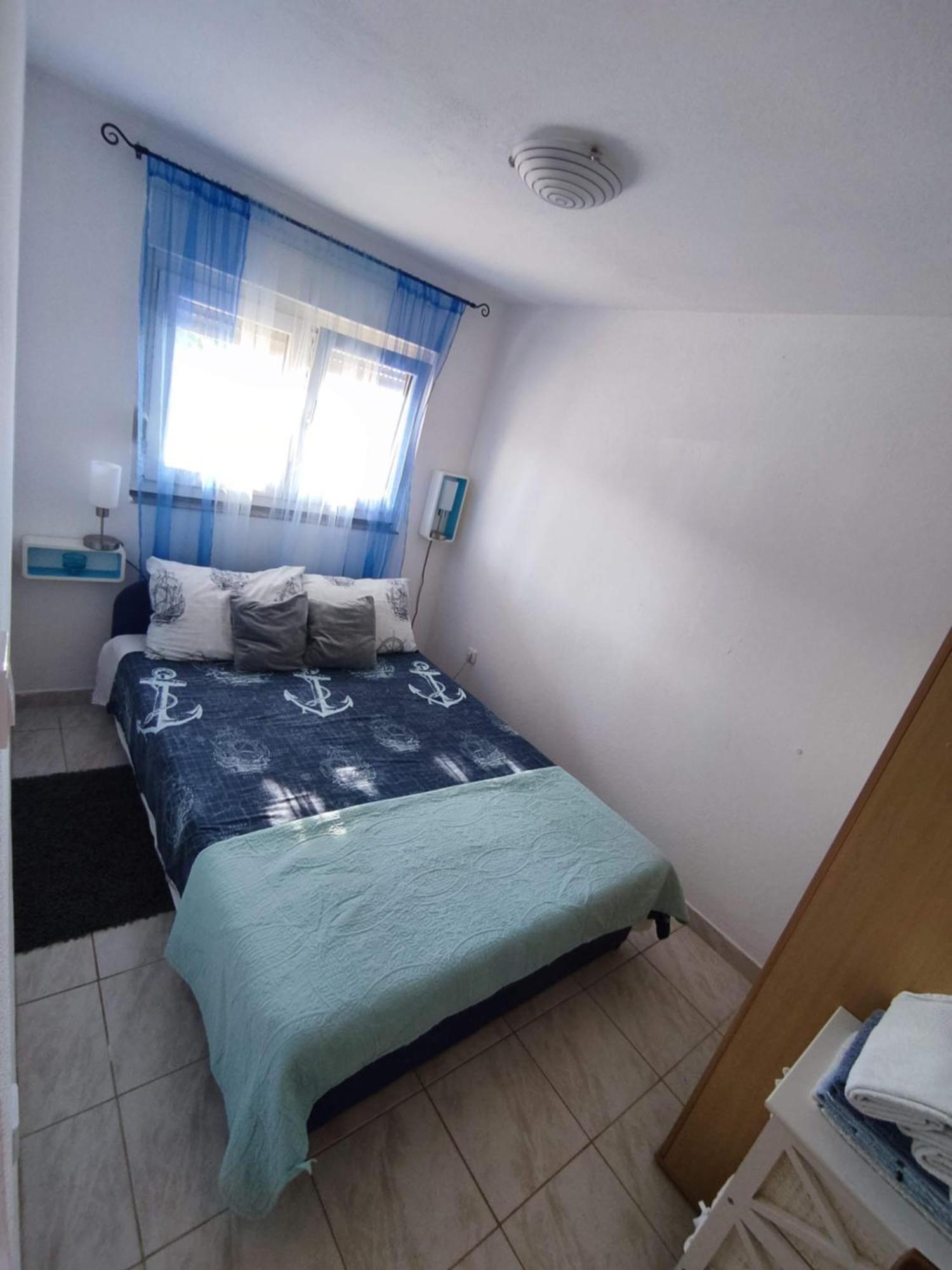 Apartmani Adriatic Rogoznica  Exteriör bild