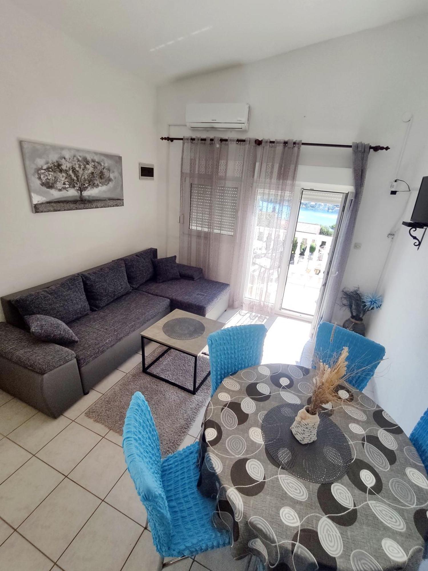 Apartmani Adriatic Rogoznica  Exteriör bild