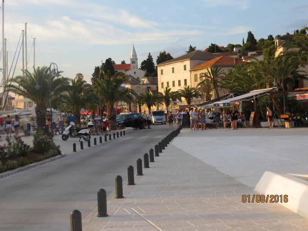 Apartmani Adriatic Rogoznica  Exteriör bild