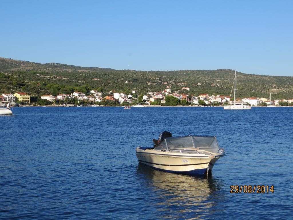 Apartmani Adriatic Rogoznica  Exteriör bild