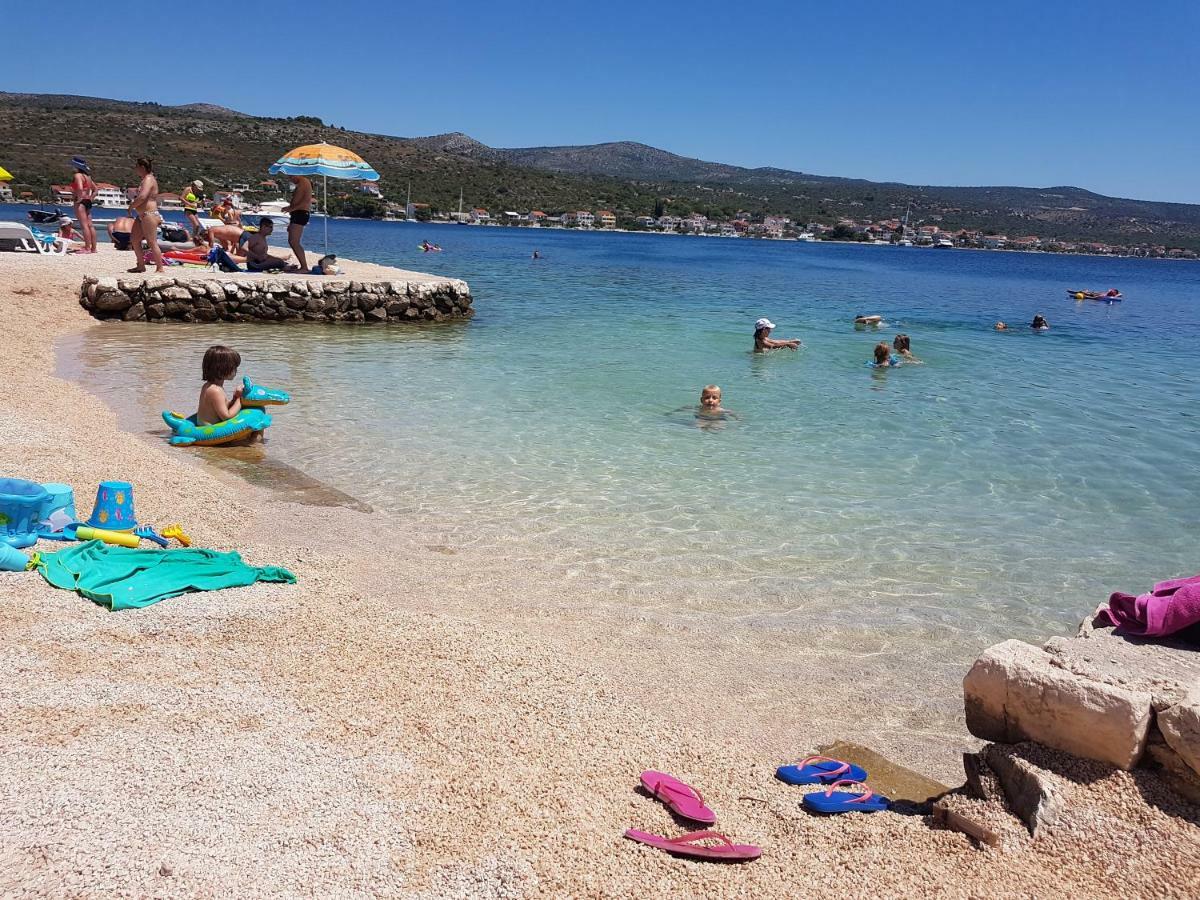 Apartmani Adriatic Rogoznica  Exteriör bild