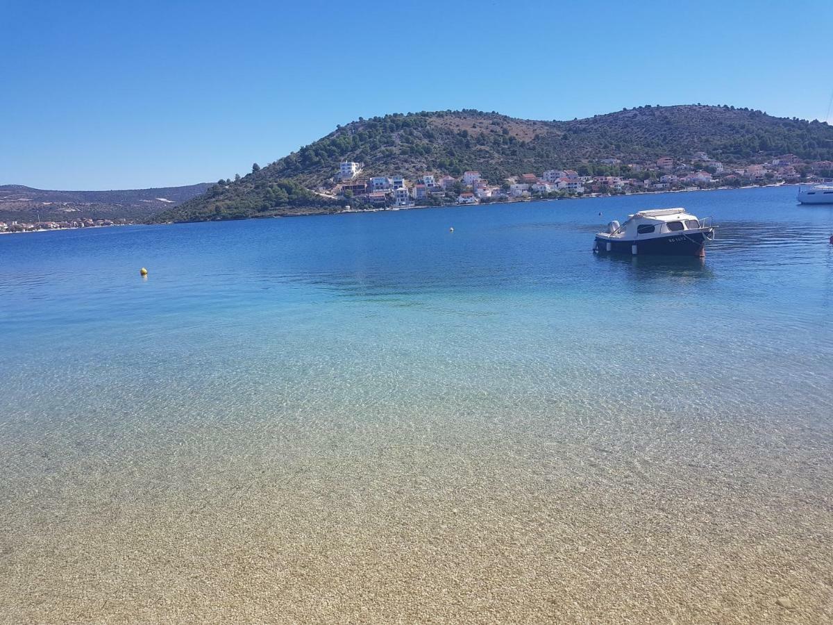 Apartmani Adriatic Rogoznica  Exteriör bild