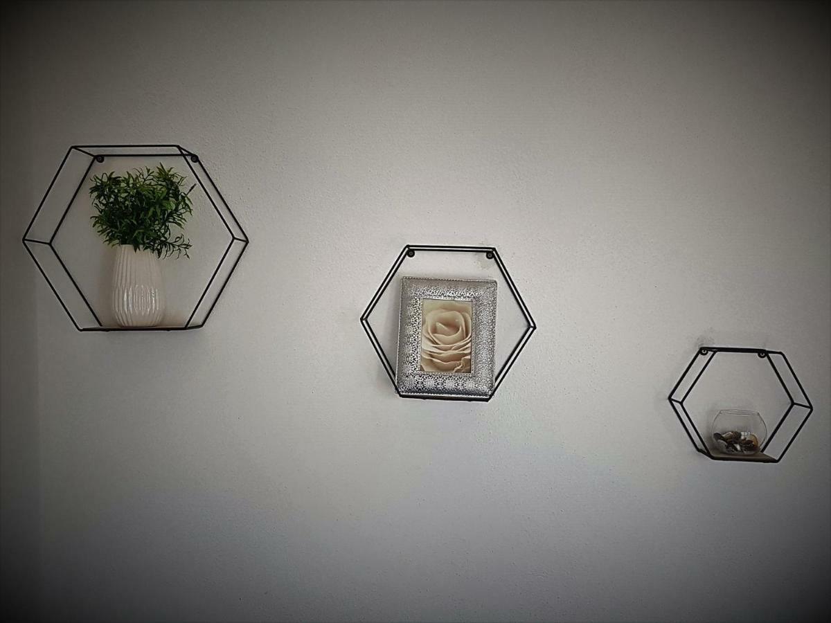 Apartmani Adriatic Rogoznica  Exteriör bild